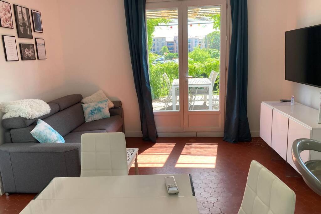 Petite Maison De Charme - Le Jardin Secret D'Alice Roquebrune-sur-Argens Eksteriør bilde