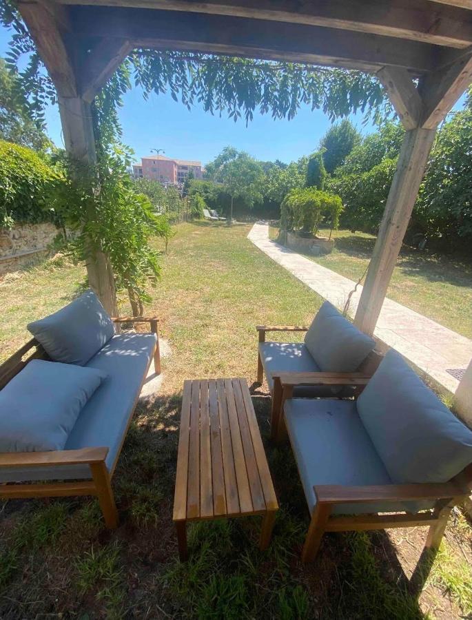 Petite Maison De Charme - Le Jardin Secret D'Alice Roquebrune-sur-Argens Eksteriør bilde